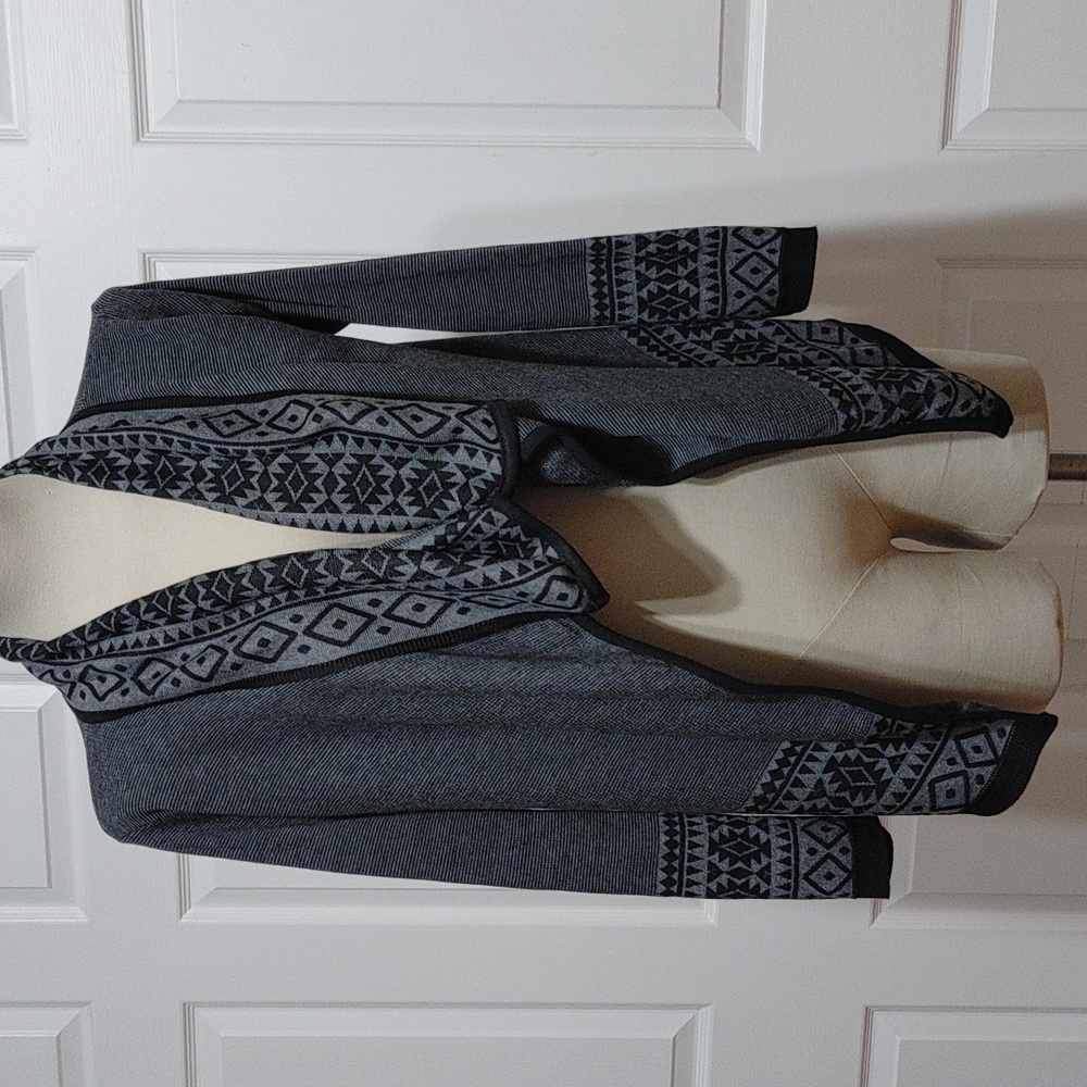 ✨Gabriel Sweater